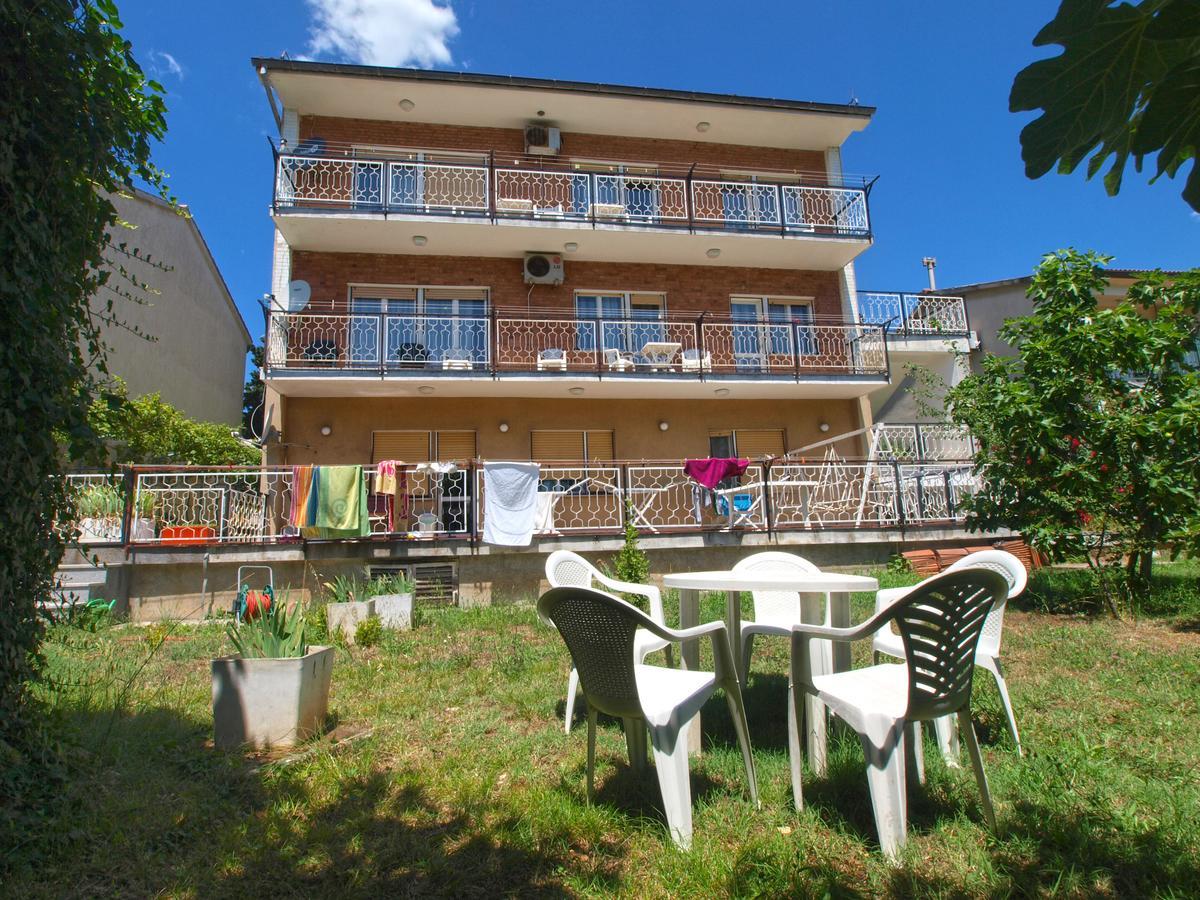 Apartments Josip 74 Pula Exteriör bild